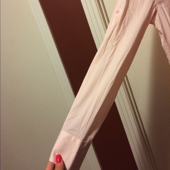 Issach Top - Picture 4 of 7